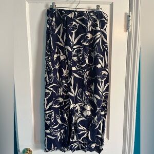 Abercrombie & Fitch Navy and White Floral Maxi Skirt
